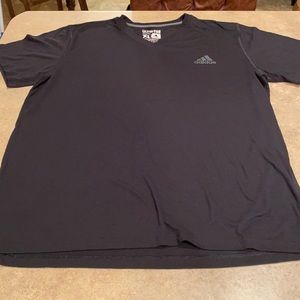Men’s Adidas T-shirt size XL